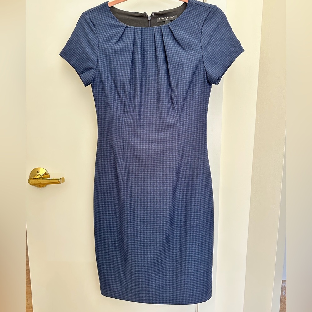 Banana Republic Factory Gingham Sheath Dress - Size 0